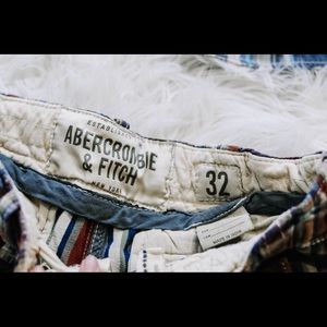 Abercrombie plaid shorts